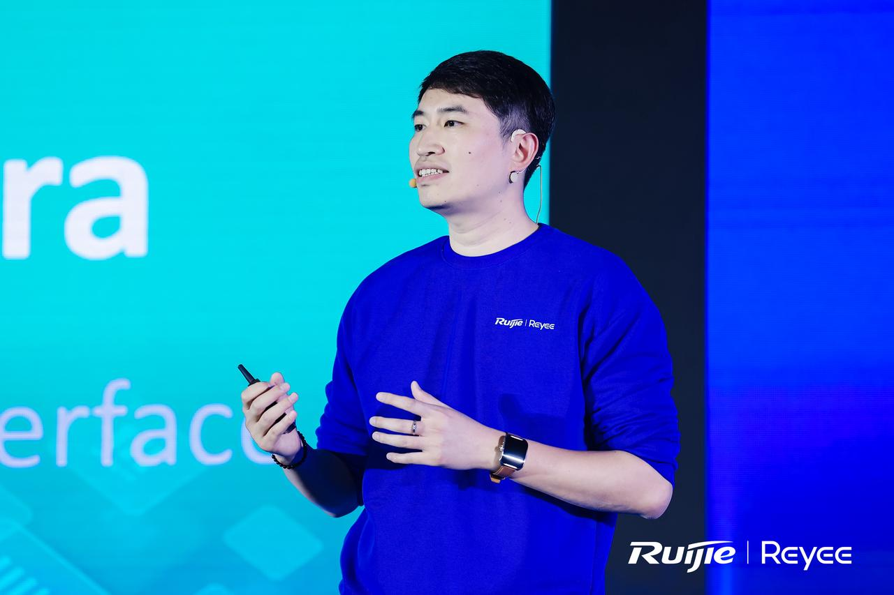 Spark Chen speaking at the summit