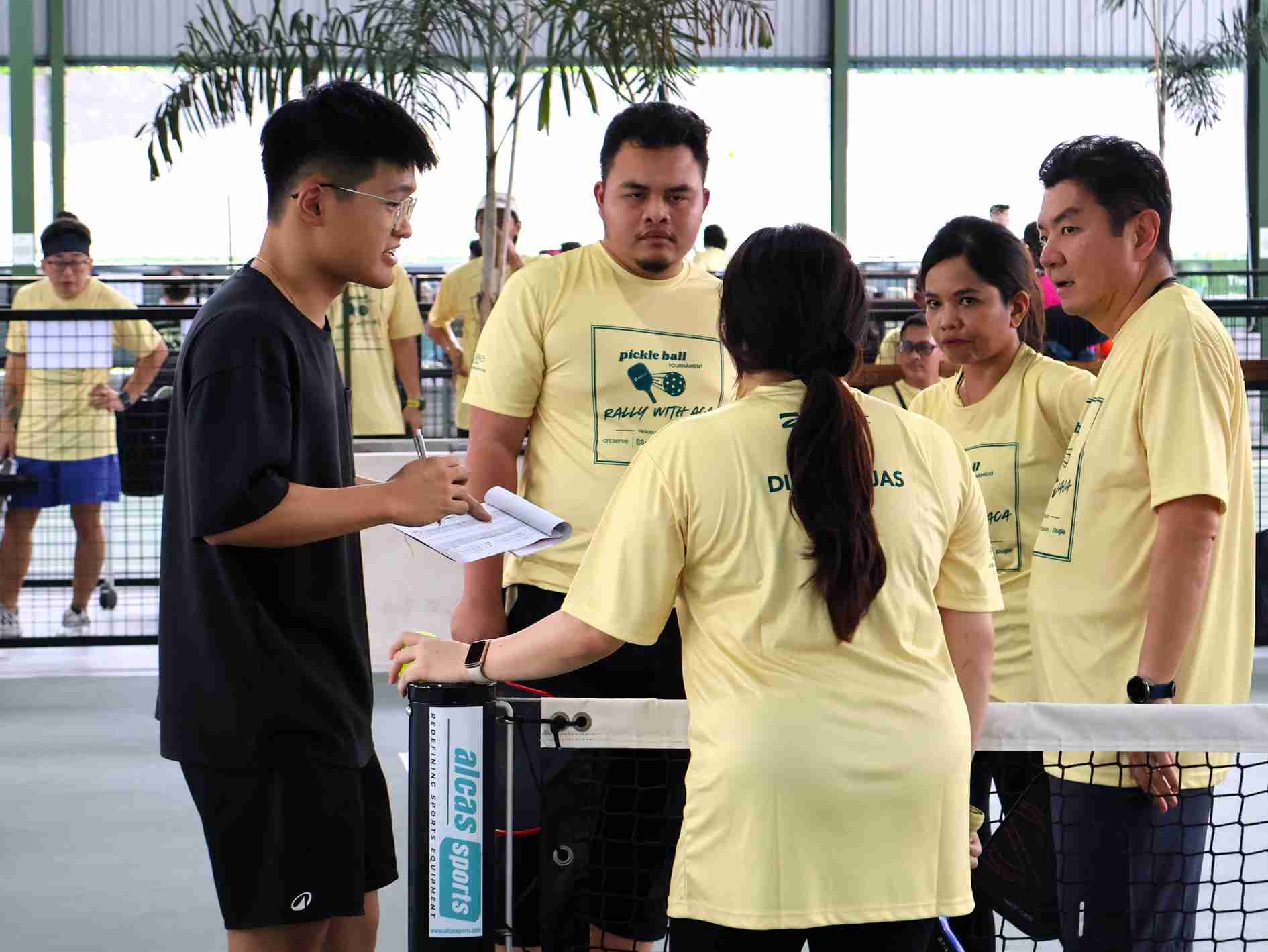 Ruijie partners celebrating together at the tournament
