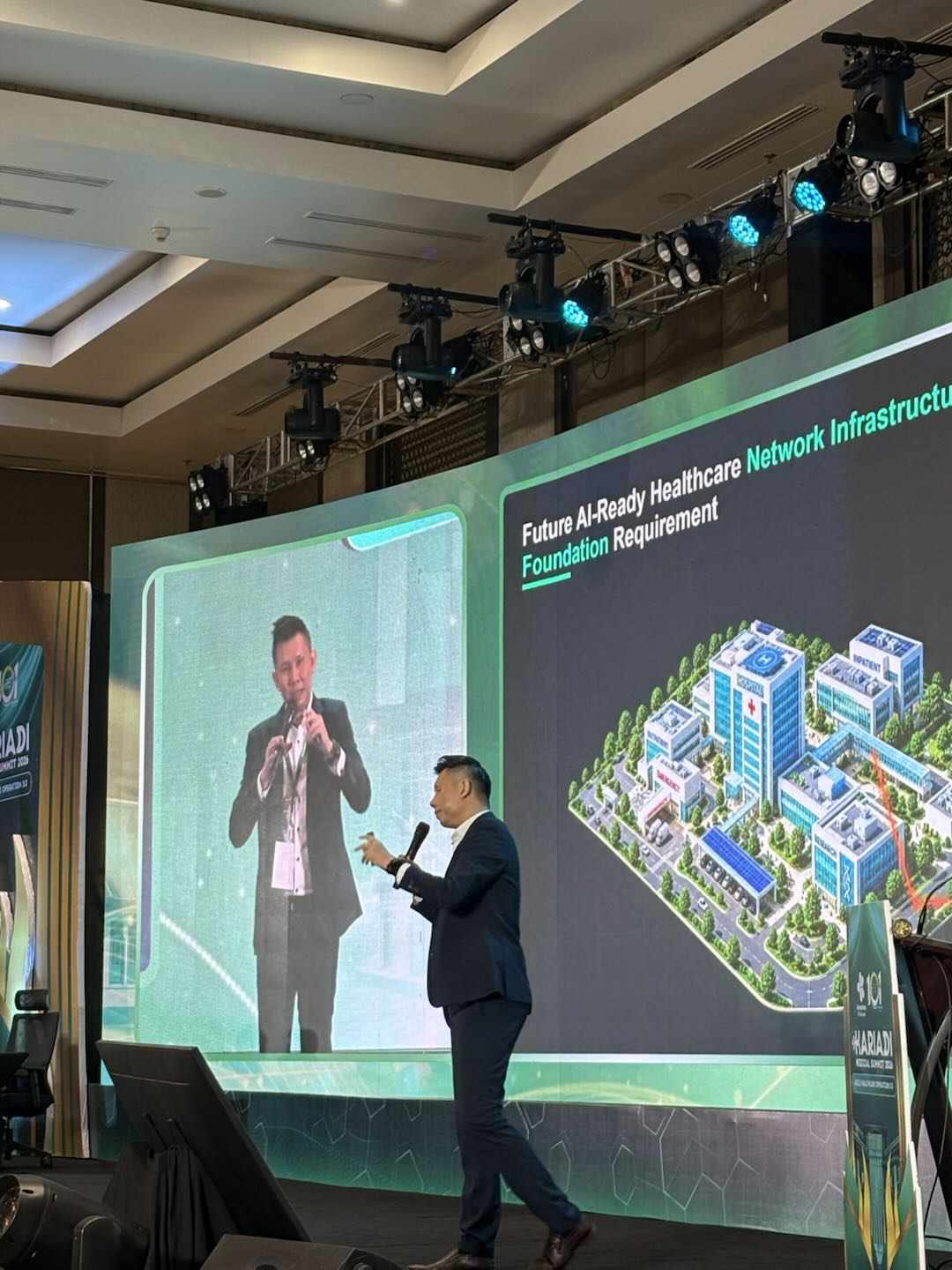 Ruijie AI-Ready Healthcare Network Infrastructure